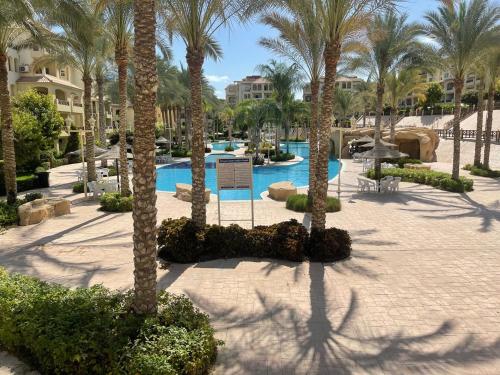 Stella Marina Roof Pool View New Alamin view and Marina Beach access in El Alamein