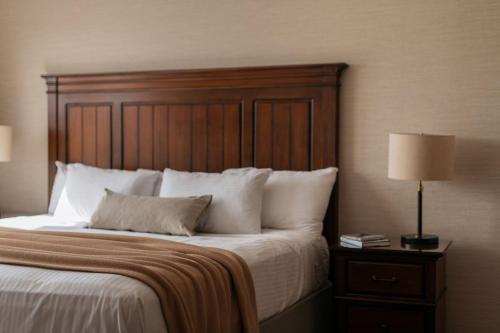 1 queen bed