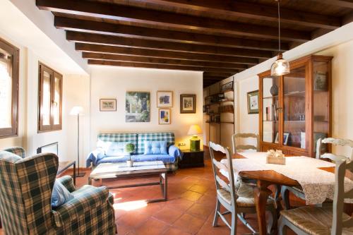 Apartamento Puerta Elvira Centro - image 9