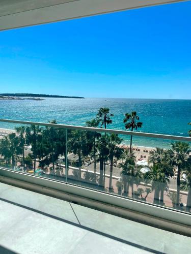 Studio Gray D Albion & Mondrian - Cannes