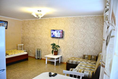 Apartment on Slonova 74/76 near Railstation - image 6