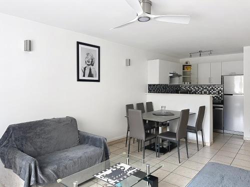 Modern one bedroom apartment in Cannes