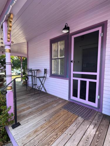 Retreat at Sea Cloud Cottage in Historic Wiscasset in Wiscasset