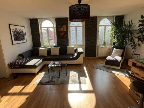 Elegante Altbauwohnung zentral & voll ausgestattet in Chemnitz, Deutschland