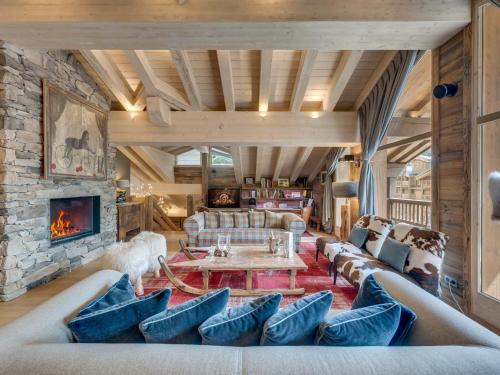 Prestigieux Penthouse à Val-d'Isère avec Cheminée et Parking - FR-1-694-430