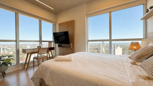 Sky Stays Petra Tower Loft at Floor 34 - Tallest Tower