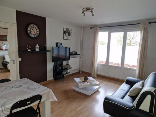 F2 apartment near Paris - Location saisonnière - Créteil