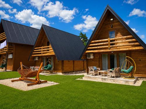 Vrh Đevojka Villas