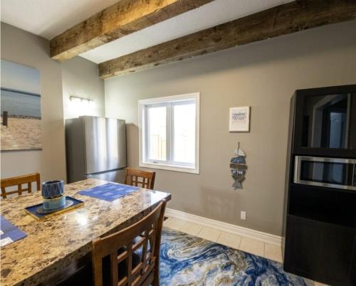 Lakefront Suite with Geodesic Dome Experience in Whitchurch-Stouffville (ON)