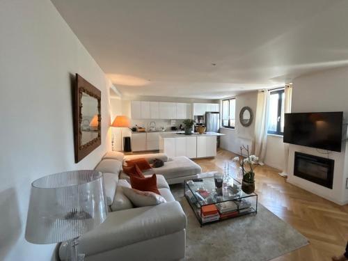 Beautiful townhouse with parking space