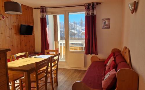 Alpe d'Huez - Confortable appartement à 150m des pistes - la Marmotte en Folie