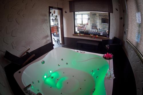 DomekSPA, Profesjonalne JACUZZI, Mazury, Liski, Ełk DomekSPA, Profesjonalne JACUZZI, Mazury, Liski, Ełk