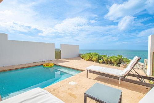 Oceanfront with Beach Access & Private Pool 3BR - image 4