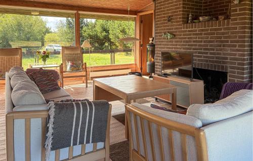 Gorgeous Home In Frøstrup With Wifi in Norklit