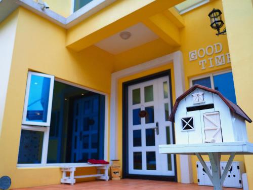 Good Time, Magong (fotografie 4)
