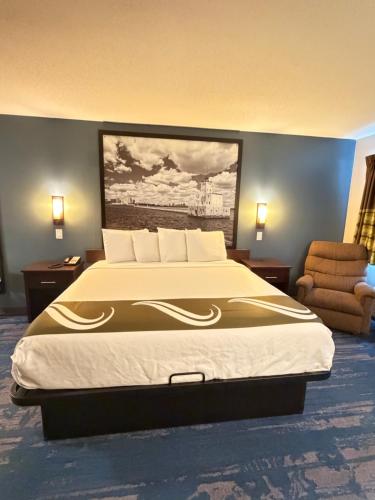 . Northwood Inn - Prairie Du Chien