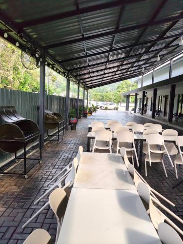 Rimba Inn  in Kijal