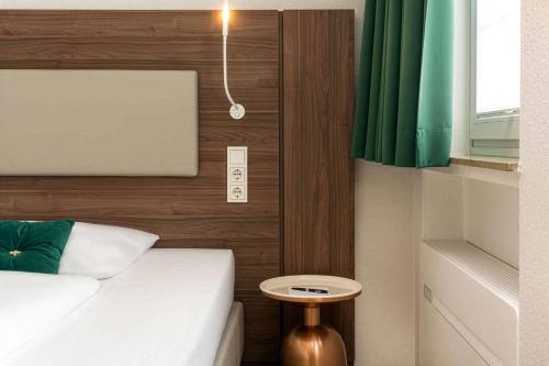 1 twin bed