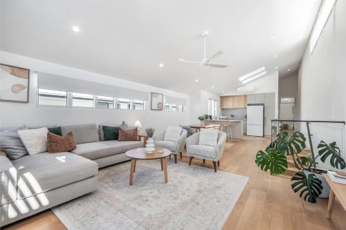 22 South - Lennox Head - Byron Bay 22 South - Lennox Head - Byron Bay