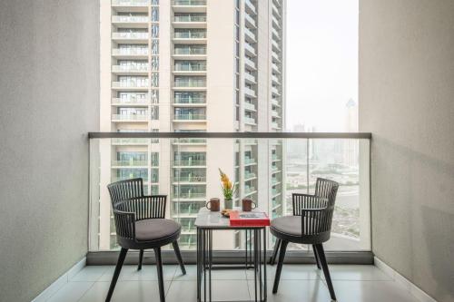 Contemporary Luxe 2BDR in Aykon-Business Bay-07 in Jumeirah