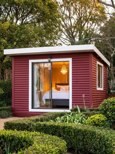 Drewry Lane Charming Garden Accommodation in Howick