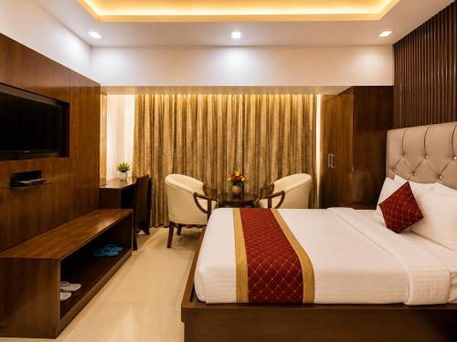 Hotel tathagat bodhgaya near main temple - image 3