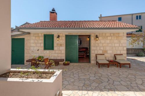 Relax Villa Tanasia with a pool near Split - image 3