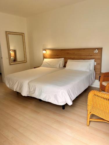 apartamentos calle la hoya - image 5