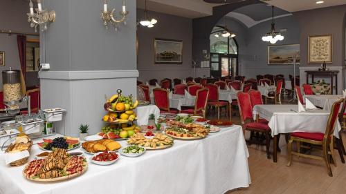 Hotel Vojvodina - image 2