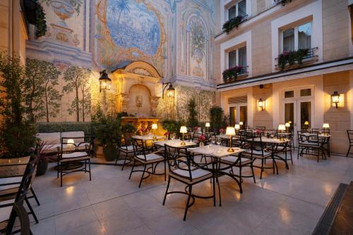 View, Castille Paris – Starhotels Collezione in 1st - Louvre - Chatelet