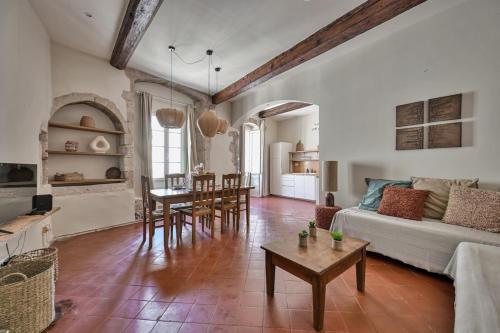 Hacienda - Cozy et Lumineux en centre Historique - Location saisonnière - Villeneuve-lès-Avignon