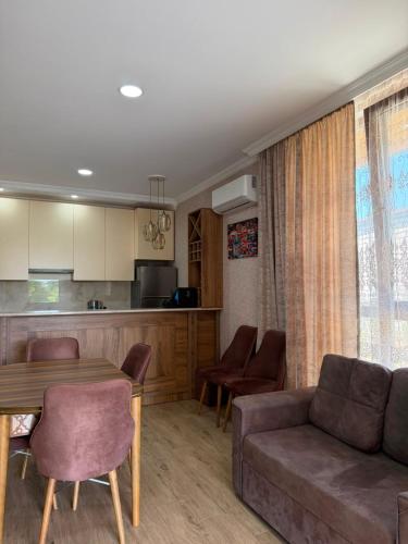 Kitchen, Family Hotel Tsinandali in Telavi