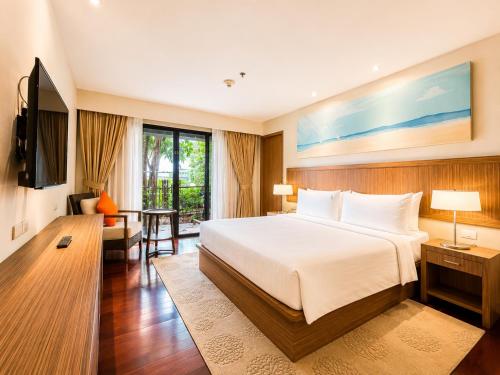 Holiday Inn Resort Phuket Surin Beach By IHG in Surin