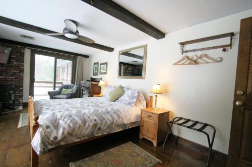 1 queen bed