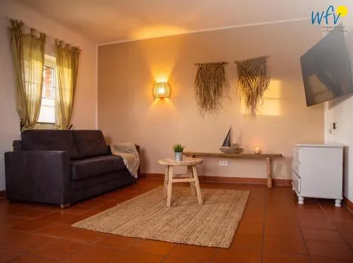 Ferienhaus am Gutspark Drankse Ferienwohnung Sonnenmeer in Dranske, Deutschland