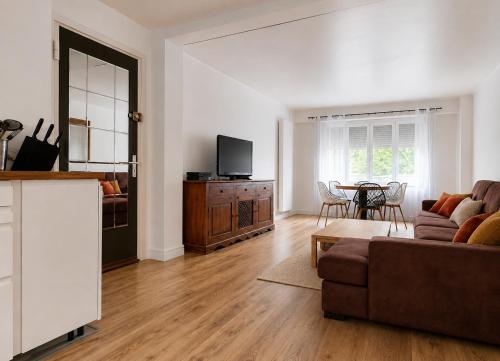 Charmant appartement au calme à proximité du Port, de la veille ville de Nice , de la Promenade des Anglais