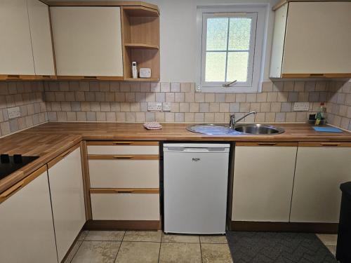 Pittentrail Inn  Rogart Apartment in Edderton