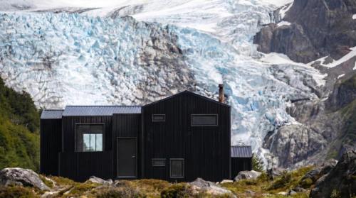 Cagliero Mountain HUT