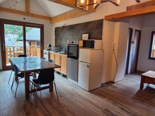 Appartement sous les toits - 3 chambres pour 6 personnes à Valloire - FR-1-263-600