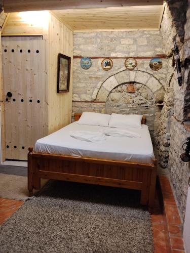 Karafil Guesthouse in Gjirokaster