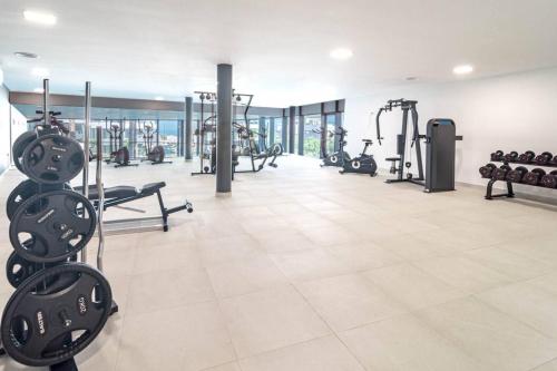 Lme144A Spacious & Luxury Family Home - image 4