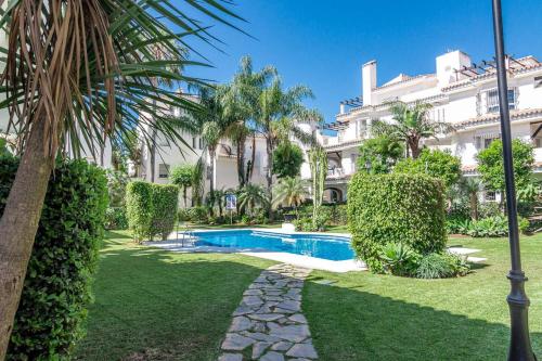 Lnm530 - Great Location With Private Roof Terrace - image 5