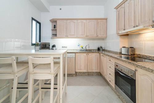 Rg312 - Great 2 Bed Apt Close To Puerto Banus - image 4