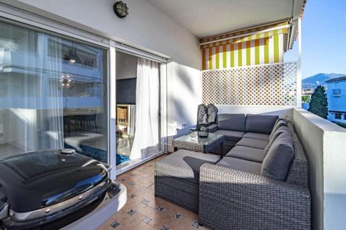 Rg312 - Great 2 Bed Apt Close To Puerto Banus - image 2