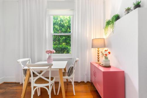 Facilities, The Berry - A Cheerful Courtyard Heritage Stay in Ashfield