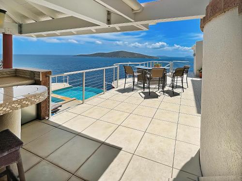 設施, Villa Vista Oceanfront 5BR - Infinity Pool - Views in 羅文蘭德