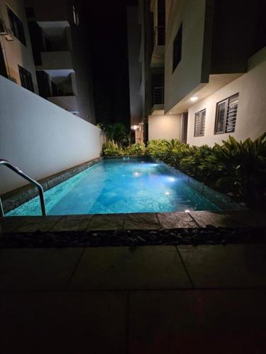 Luxury Apartment with Pool - Walk to Beach in Flic-en-Flac