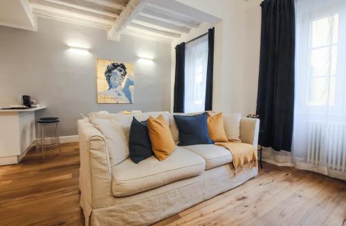 DAVID Signature - Spacious 2BR & 2BA - 5 min to Duomo