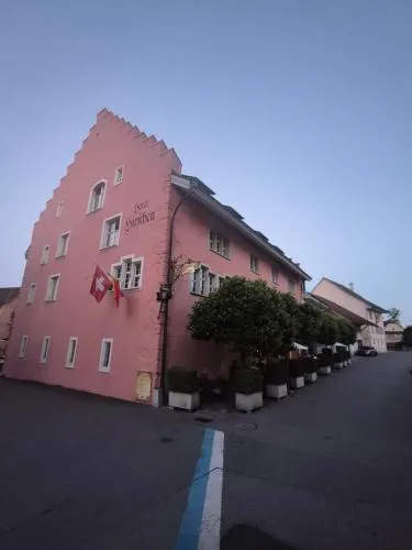 NRAR Hotel Hirschen in Beromünster, Schweiz