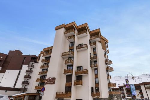 Résidence Hauts De Chaviere - VAL THORENS location: spacieux 2 pièces pour 6 avec 3 balcons ensoleillés (45 m2) MAE-9019